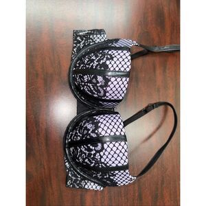 Victoria’s Secret Very Sexy Balconet Lavender Bra with Lace Size 34C